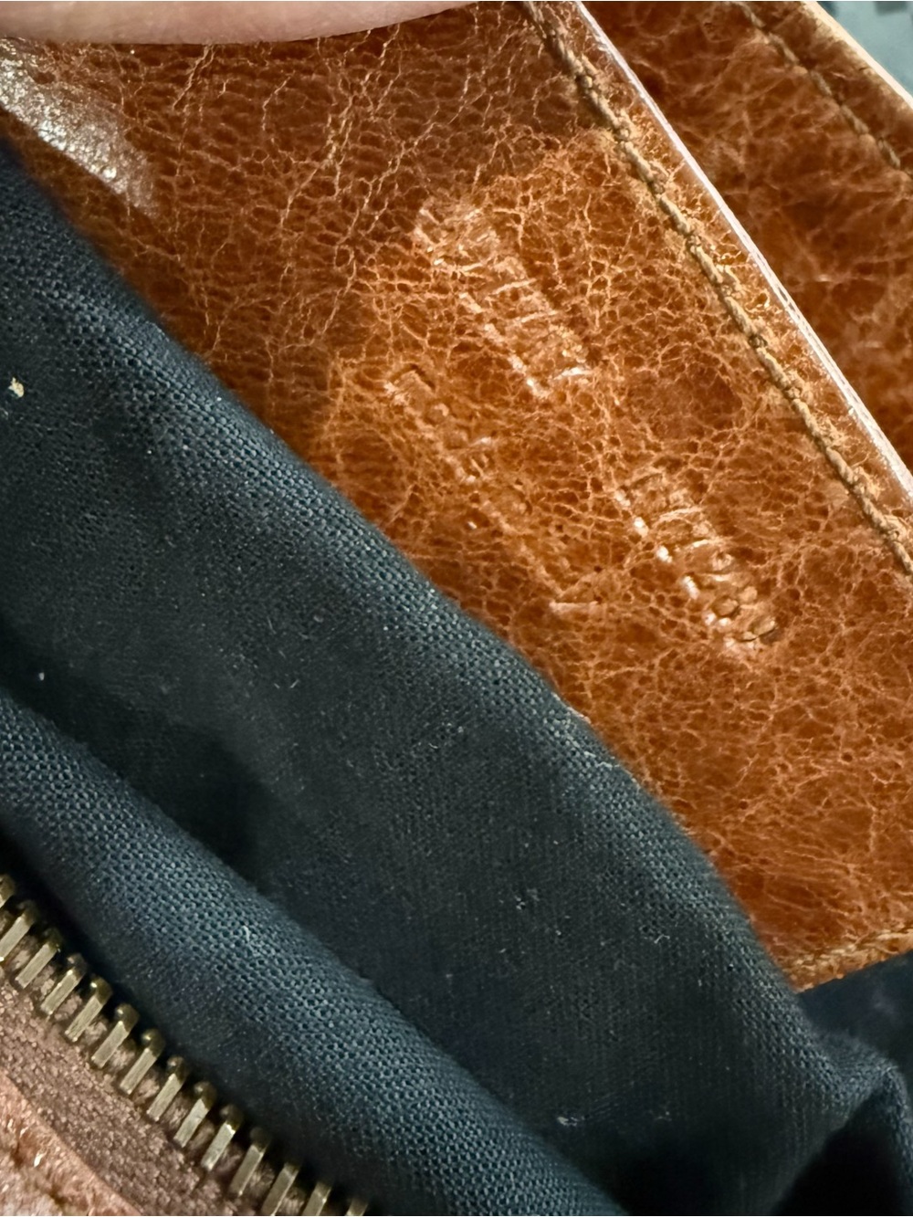 Balenciaga Chevre Leather Flat Messenger Bag Cognac Leather Style 177289 - Picture 5 of 16